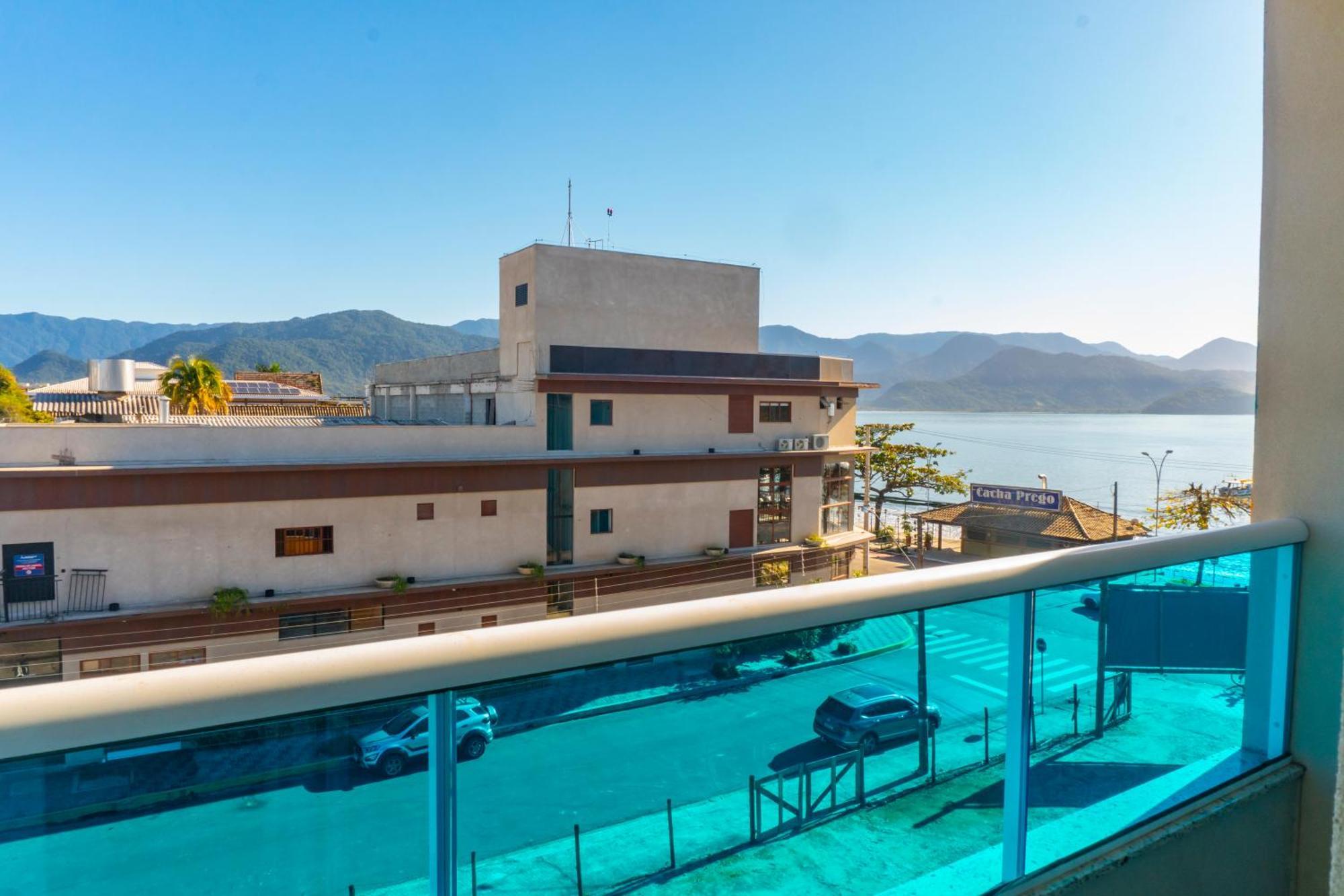 Quarto Triplo Standard com Vista do Mar